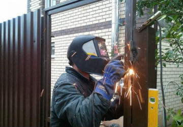 Сварка перегородок и заборов в Долгопрудном в октябре