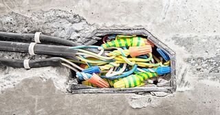 Ремонт электропроводки в Долгопрудном в октябре